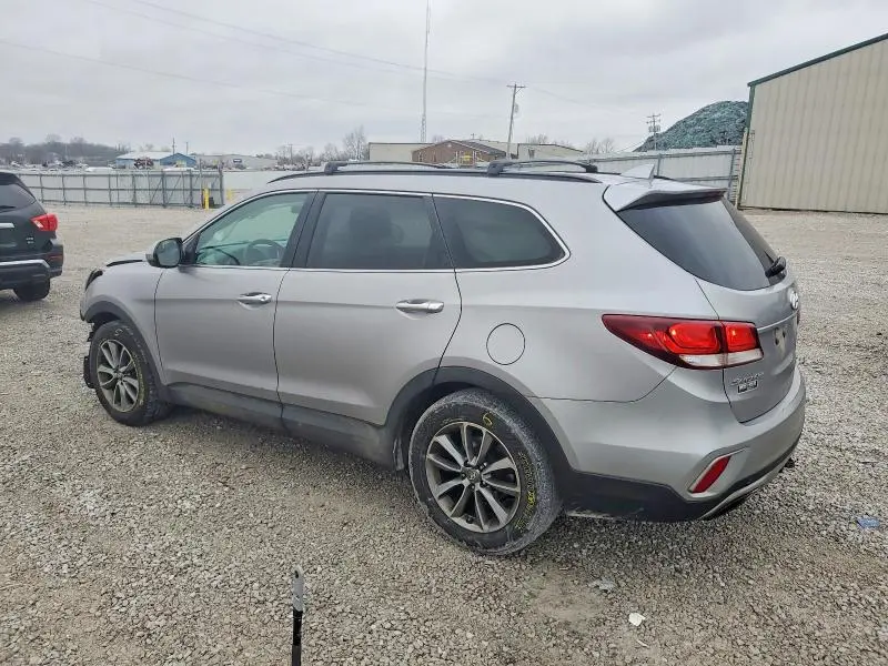 2017 HYUNDAI SANTA FE SE  