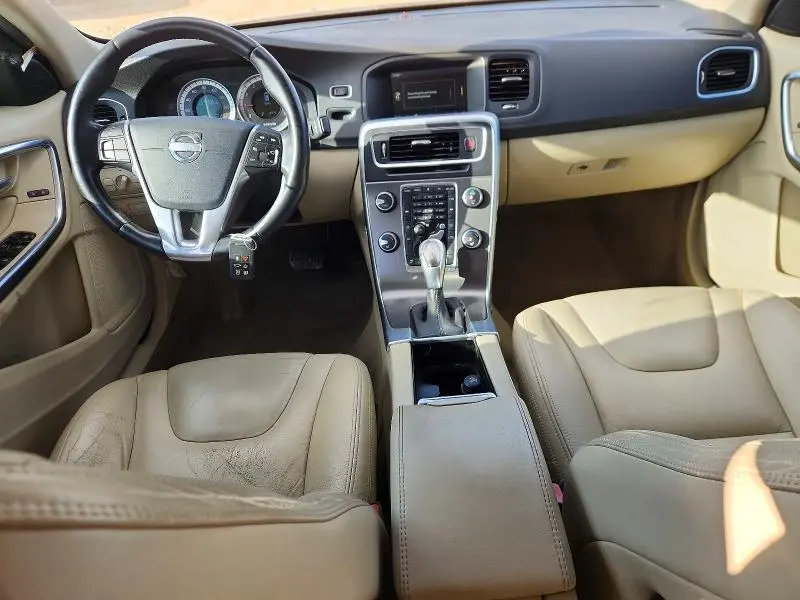 2013 VOLVO S60 T5  