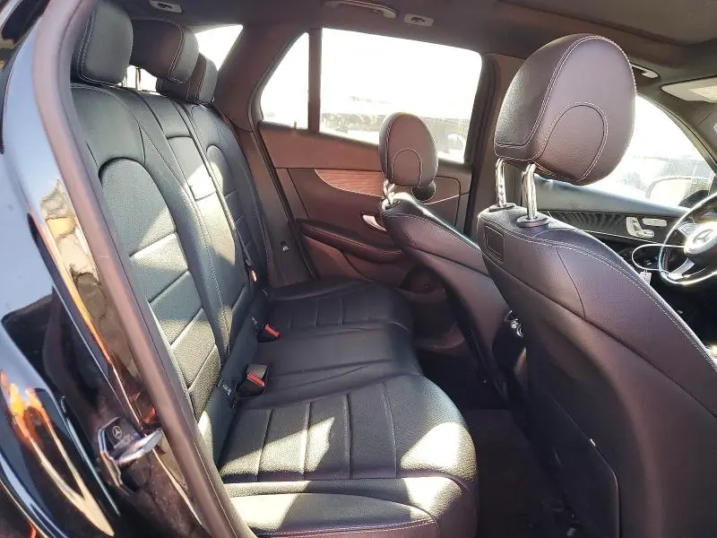 2018 MERCEDES-BENZ GLC 300 4MATIC  