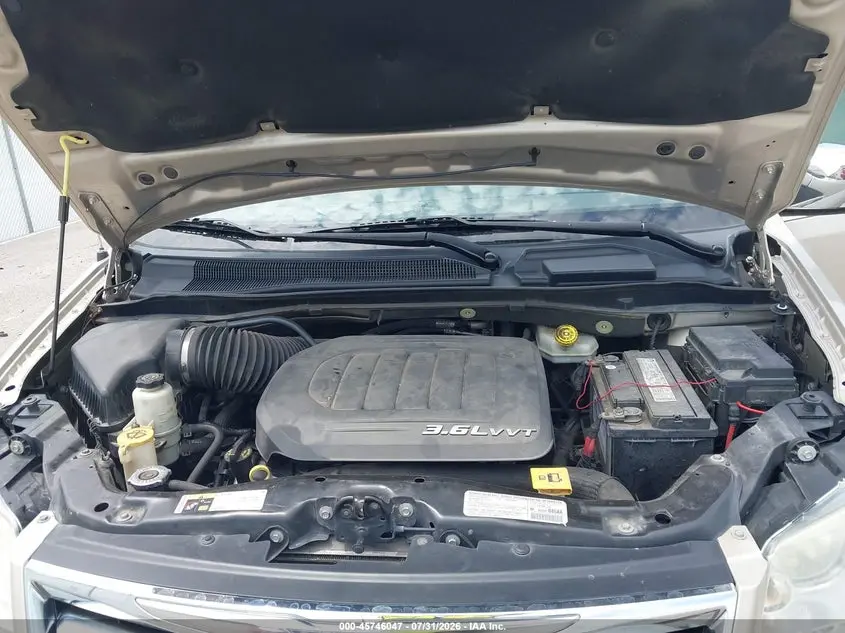 2013 CHRYSLER TOWN & COUNTRY LIMITED