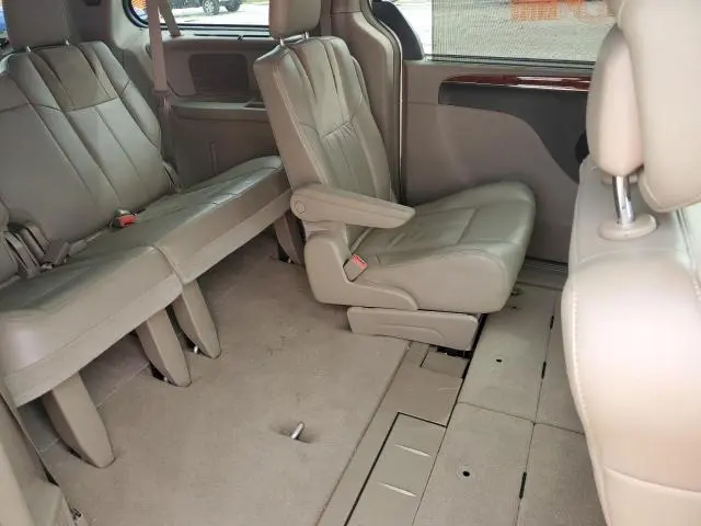 2014 CHRYSLER TOWN & COUNTRY LIMITED