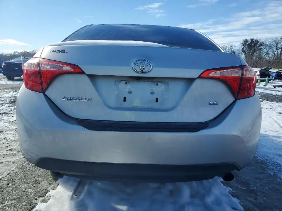 2018 TOYOTA COROLLA   