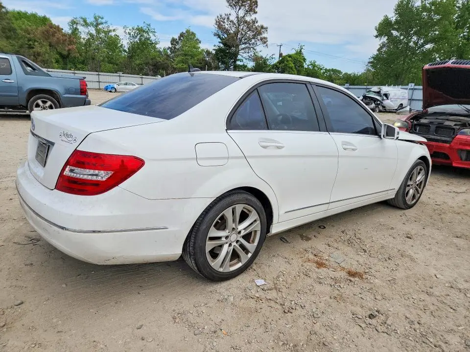 2014 MERCEDES-BENZ C 250  