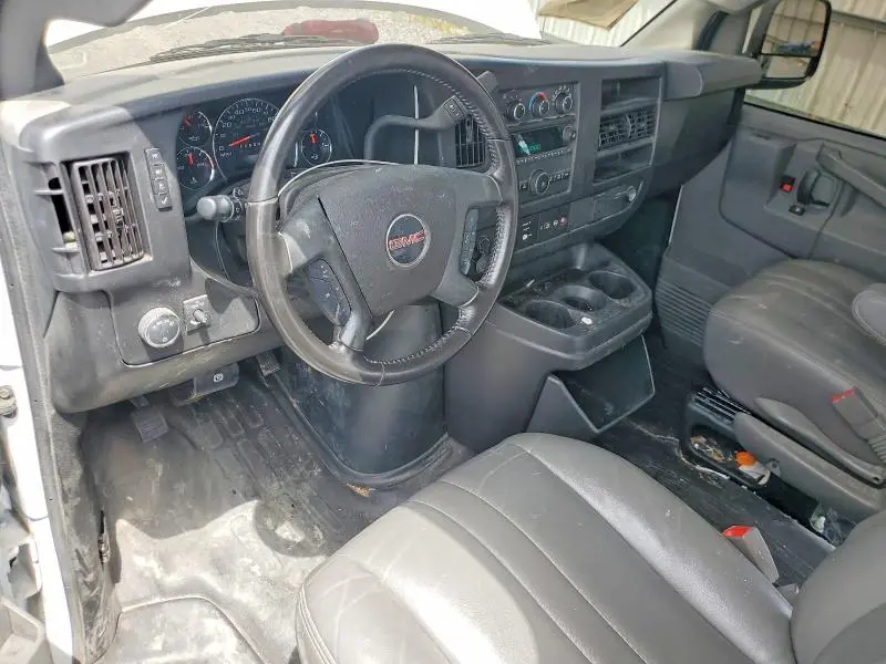 2023 GMC SAVANA G2500  