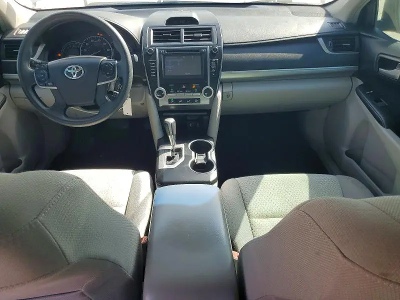 2014 TOYOTA CAMRY LE  