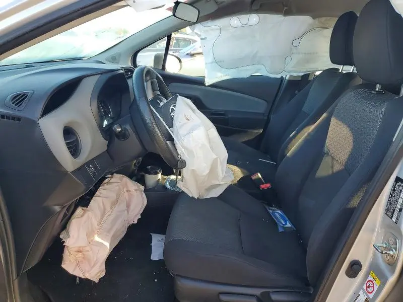 2017 TOYOTA YARIS 5-DOOR L FLEET  