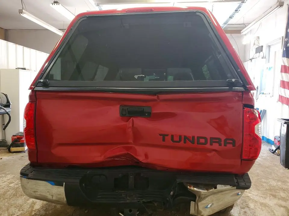 2019 TOYOTA TUNDRA SR5  