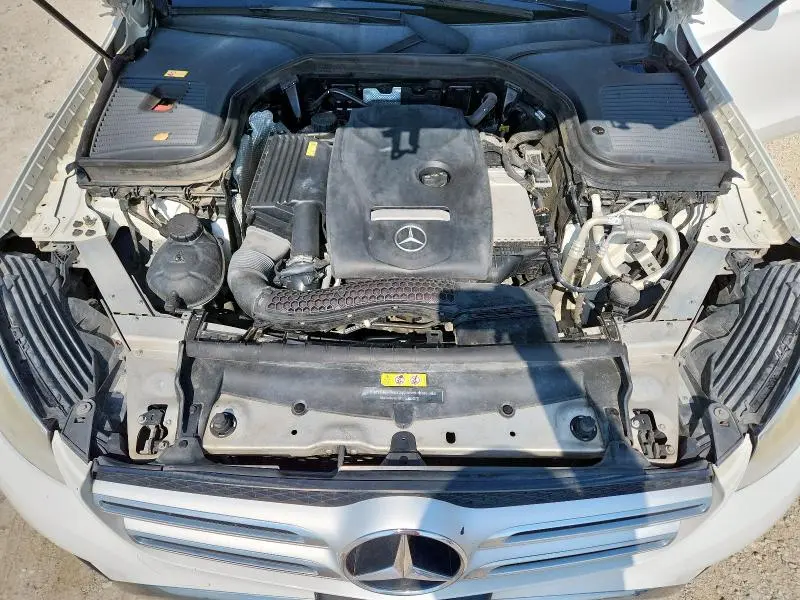 2016 MERCEDES-BENZ GLC 300  