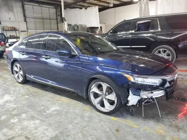 2018 HONDA ACCORD TOURING