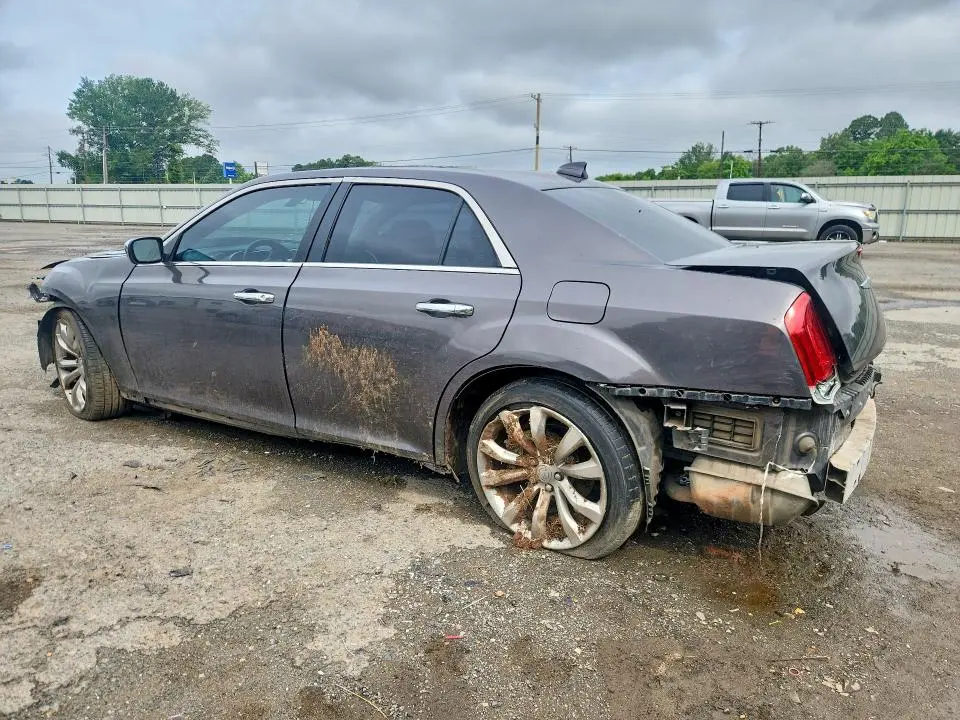 2019 CHRYSLER 300 LIMITED  