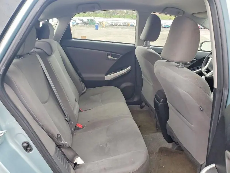 2014 TOYOTA PRIUS THREE  