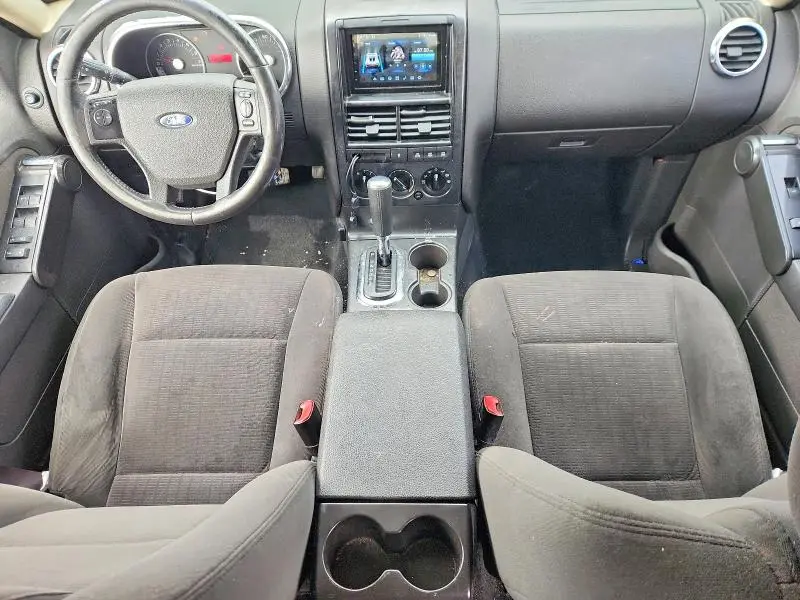 2010 FORD EXPLORER XLT  