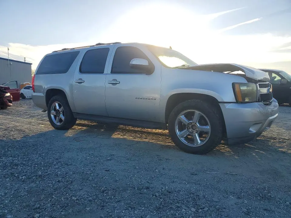 2013 CHEVROLET SUBURBAN C1500 LS  