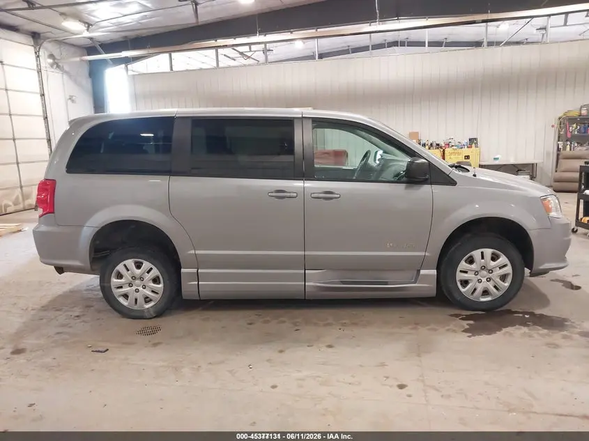 2018 DODGE GRAND CARAVAN SE