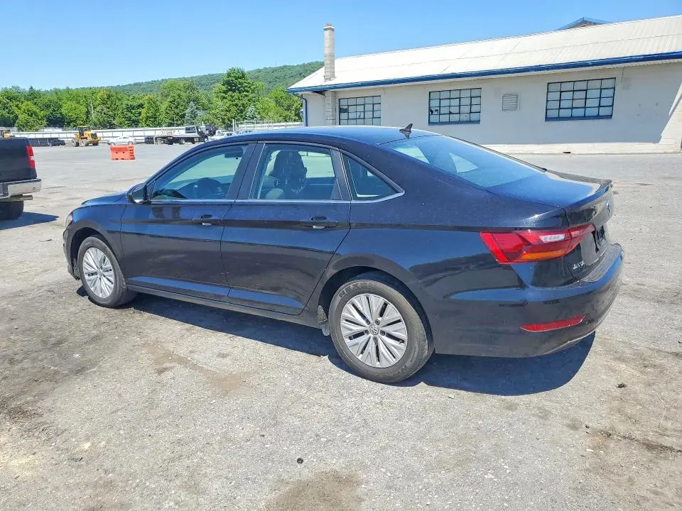 2019 VOLKSWAGEN JETTA SE  