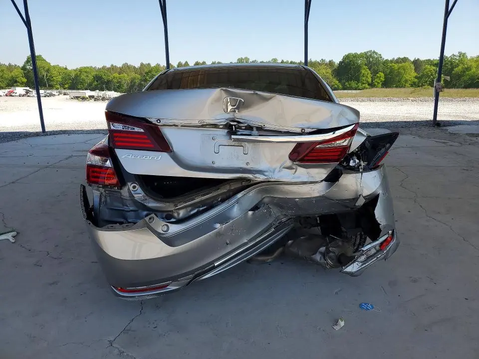 2017 HONDA ACCORD LX  
