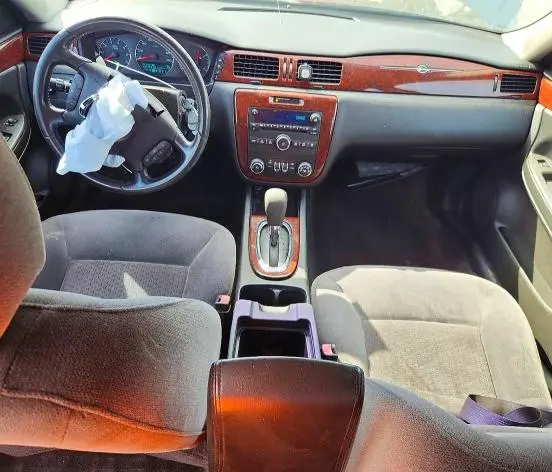 2010 CHEVROLET IMPALA LT  