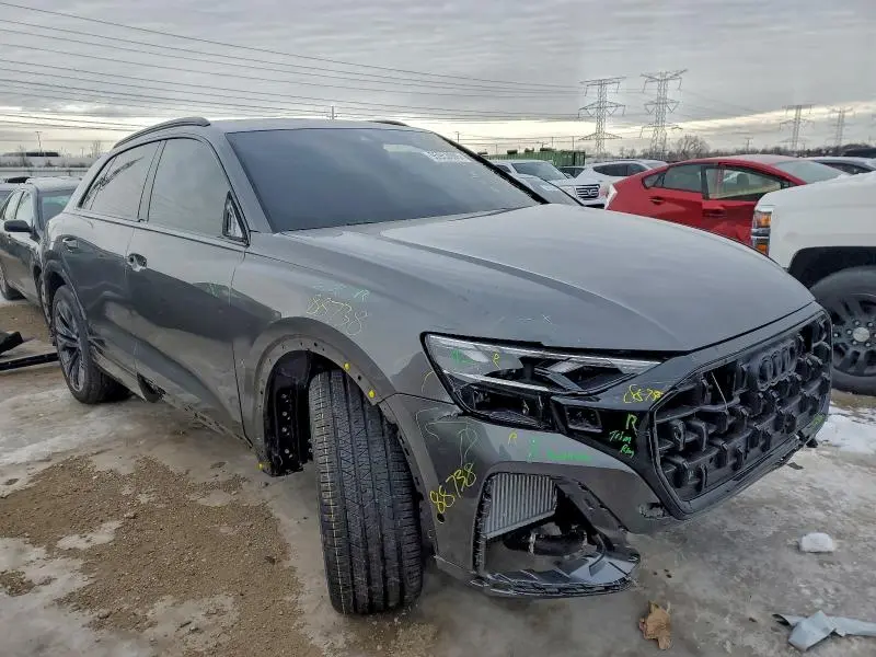 2025 AUDI Q8 PREMIUM PLUS  