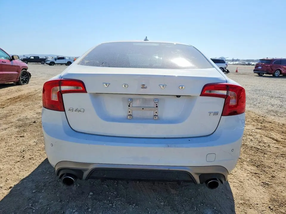 2018 VOLVO S60 DYNAMIC  