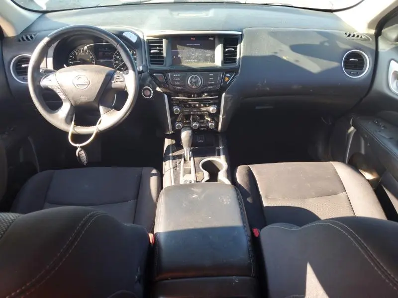 2018 NISSAN PATHFINDER SV  
