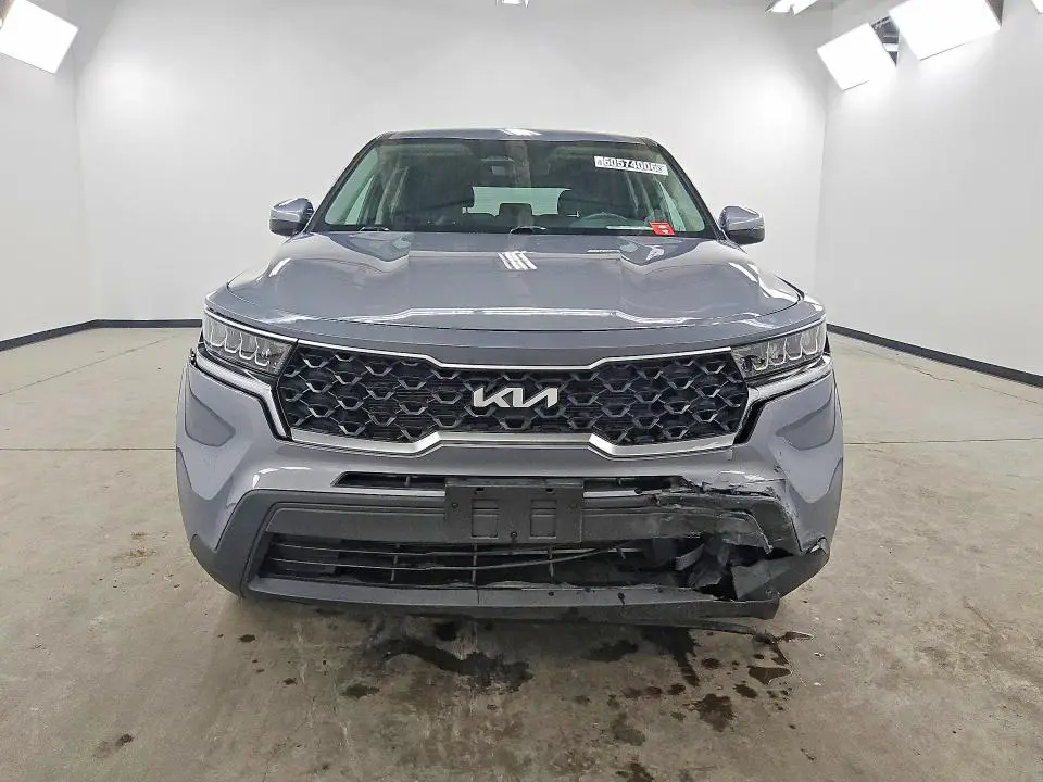 2022 KIA SORENTO LX  