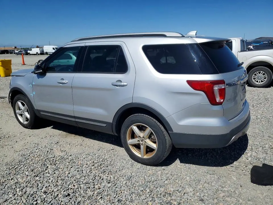 2017 FORD EXPLORER XLT  