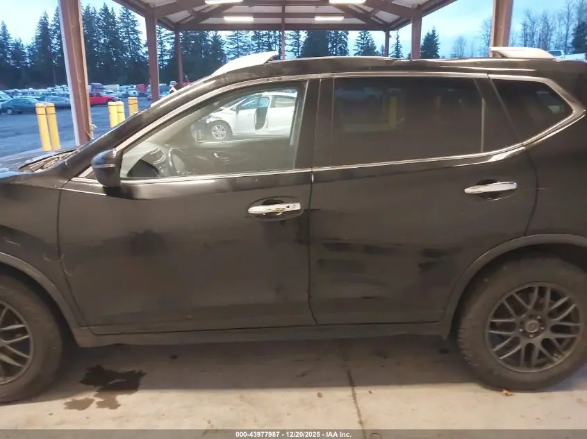 2018 NISSAN ROGUE SV