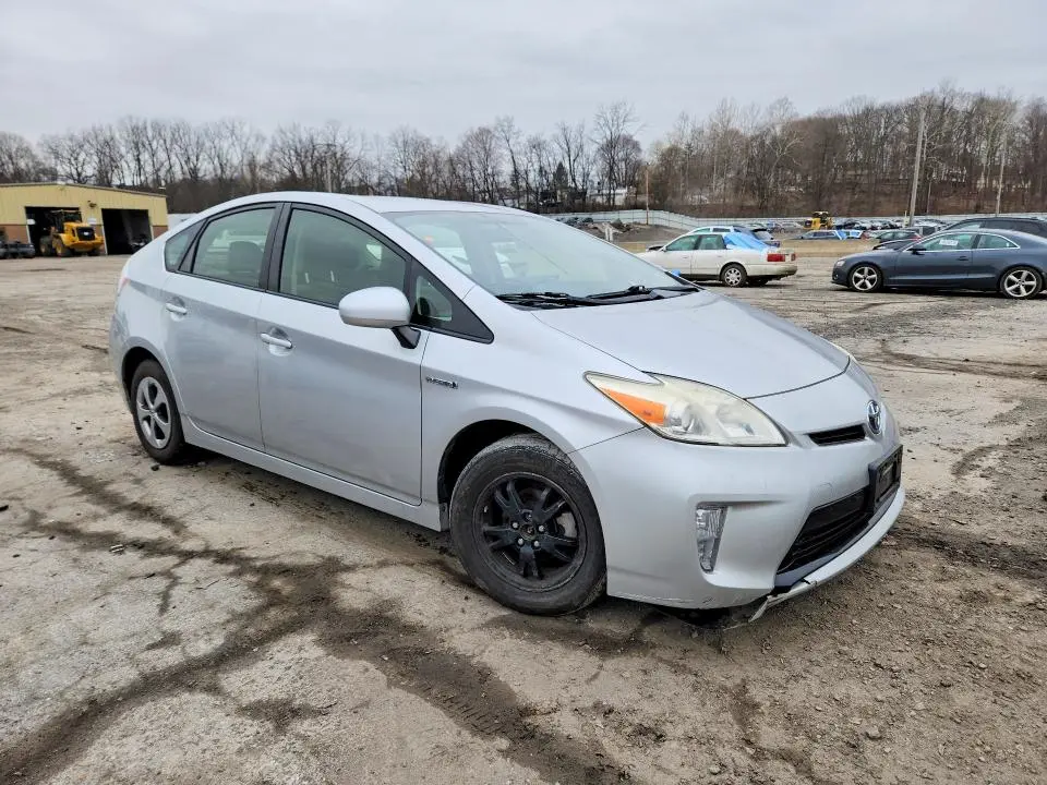 2012 TOYOTA PRIUS TWO  