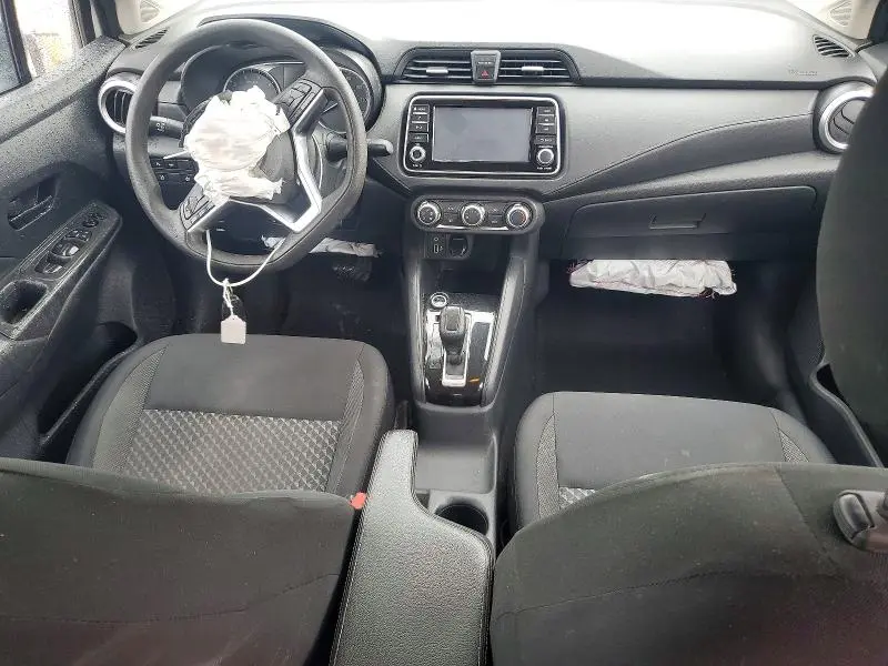 2020 NISSAN VERSA S  
