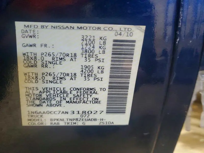 2010 NISSAN TITAN XE  