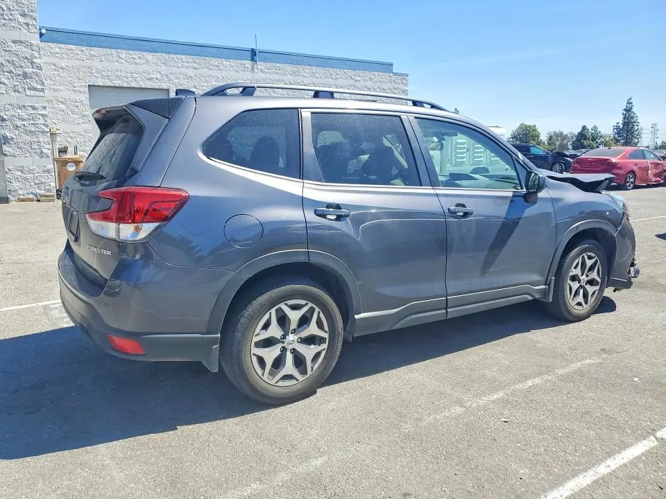 2024 SUBARU FORESTER PREMIUM  