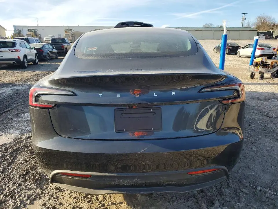 2025 TESLA MODEL 3   