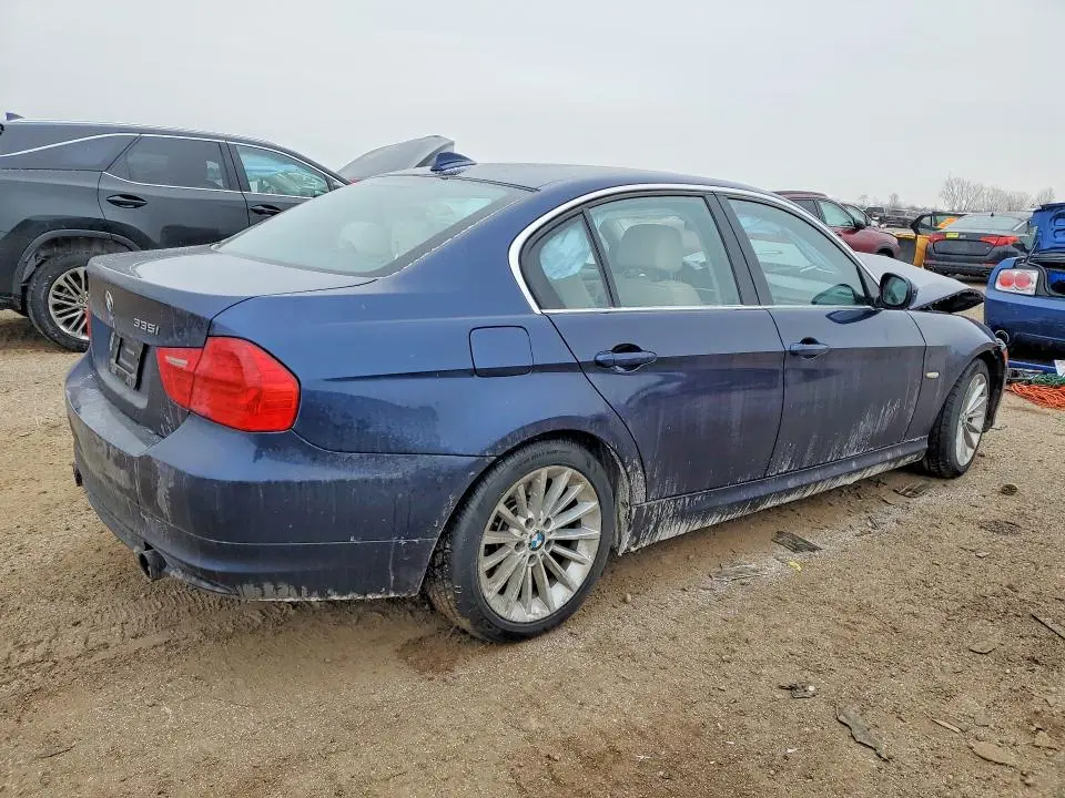 2011 BMW 335 XI  