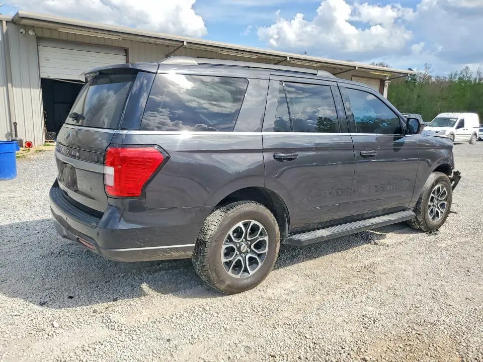2022 FORD EXPEDITION XLT  