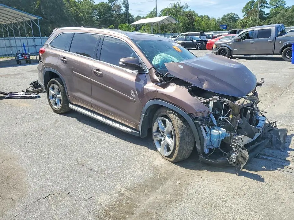 2017 TOYOTA HIGHLANDER LIMITED  
