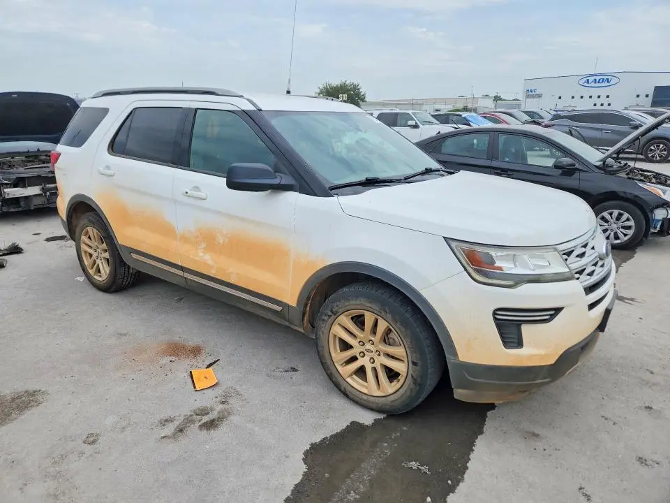 2019 FORD EXPLORER XLT  