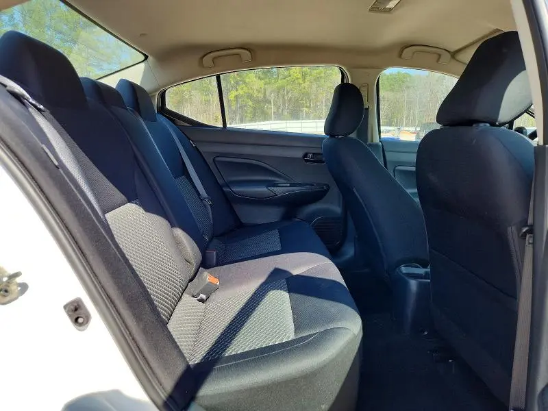 2020 NISSAN VERSA S  