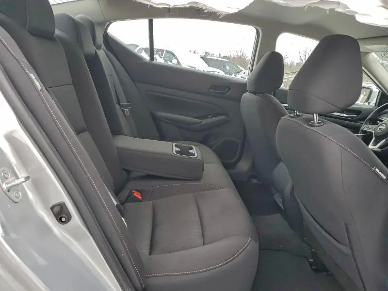 2023 NISSAN ALTIMA SV  