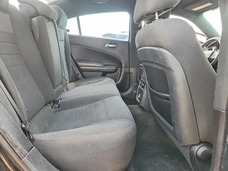 2014 DODGE CHARGER SE  