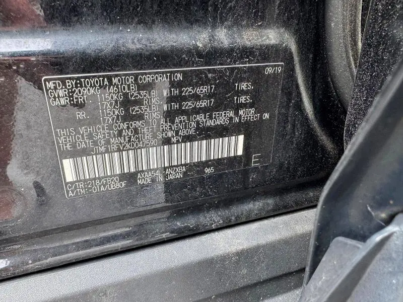 2019 TOYOTA RAV4 LE  