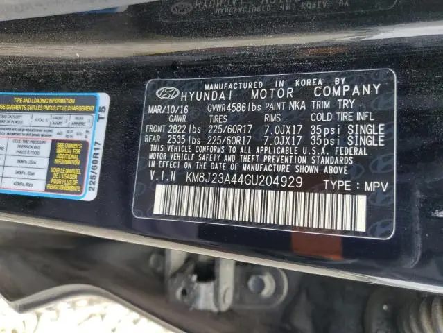 2016 HYUNDAI TUCSON SE  