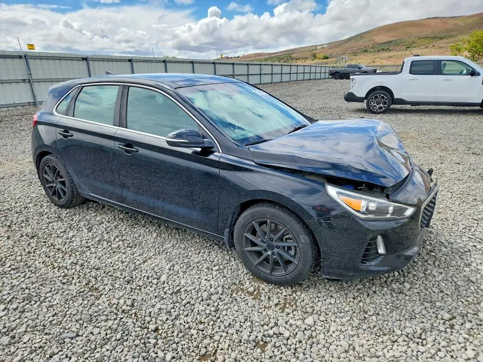 2018 HYUNDAI ELANTRA GT SPORT  