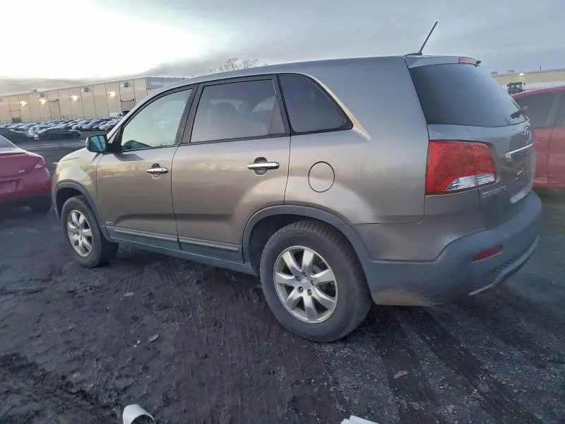 2011 KIA SORENTO BASE  