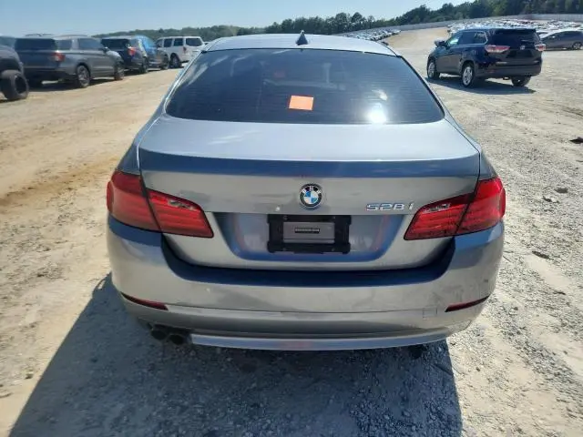 2011 BMW 528 I  
