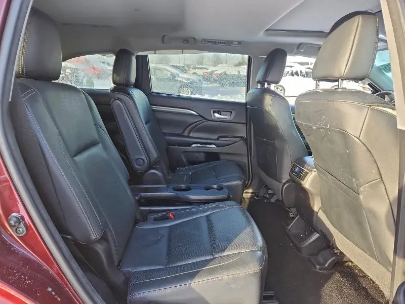 2018 TOYOTA HIGHLANDER LIMITED  