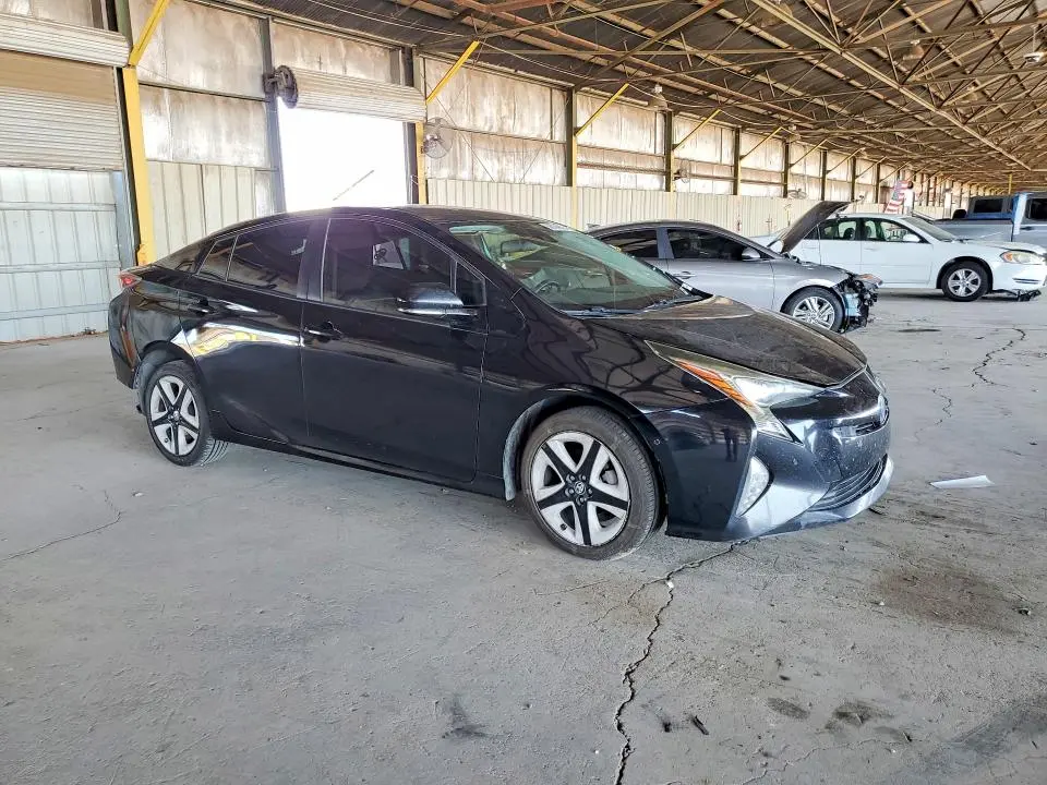 2017 TOYOTA PRIUS THREE TOURING  