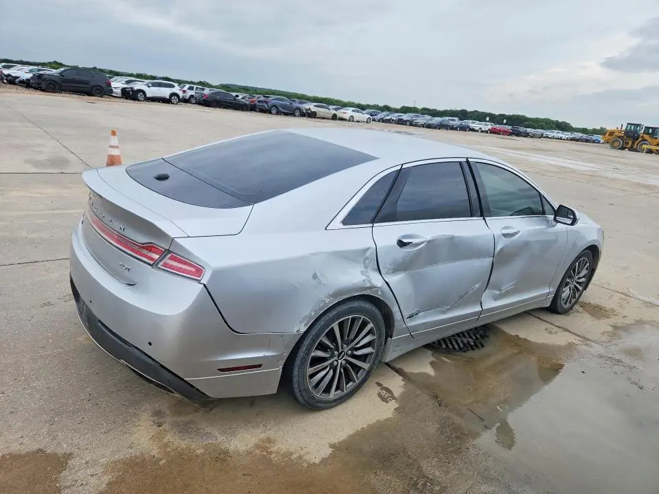 2017 LINCOLN MKZ PREMIERE  