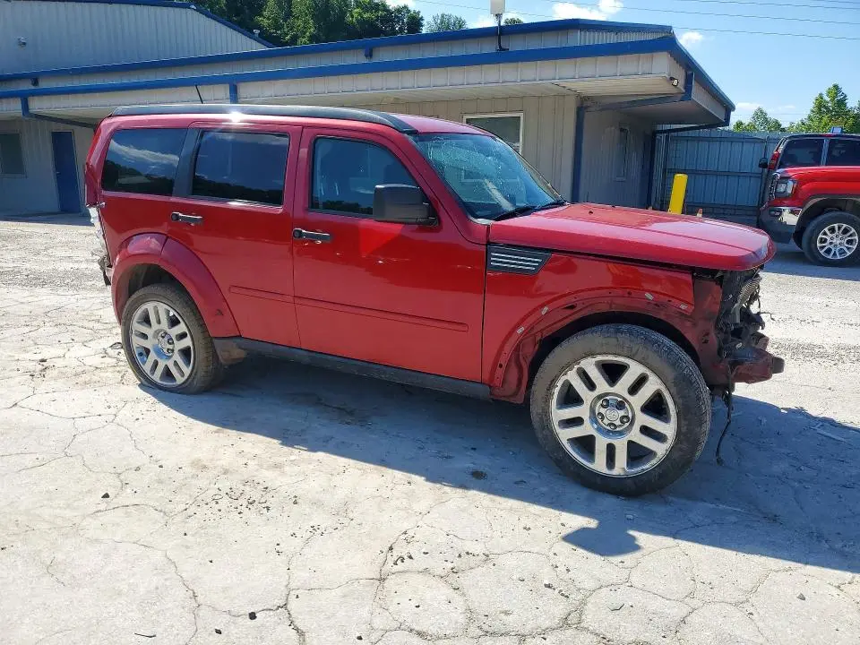 2011 DODGE NITRO SE  
