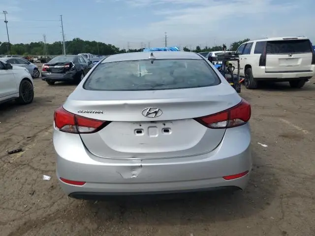 2015 HYUNDAI ELANTRA SE  