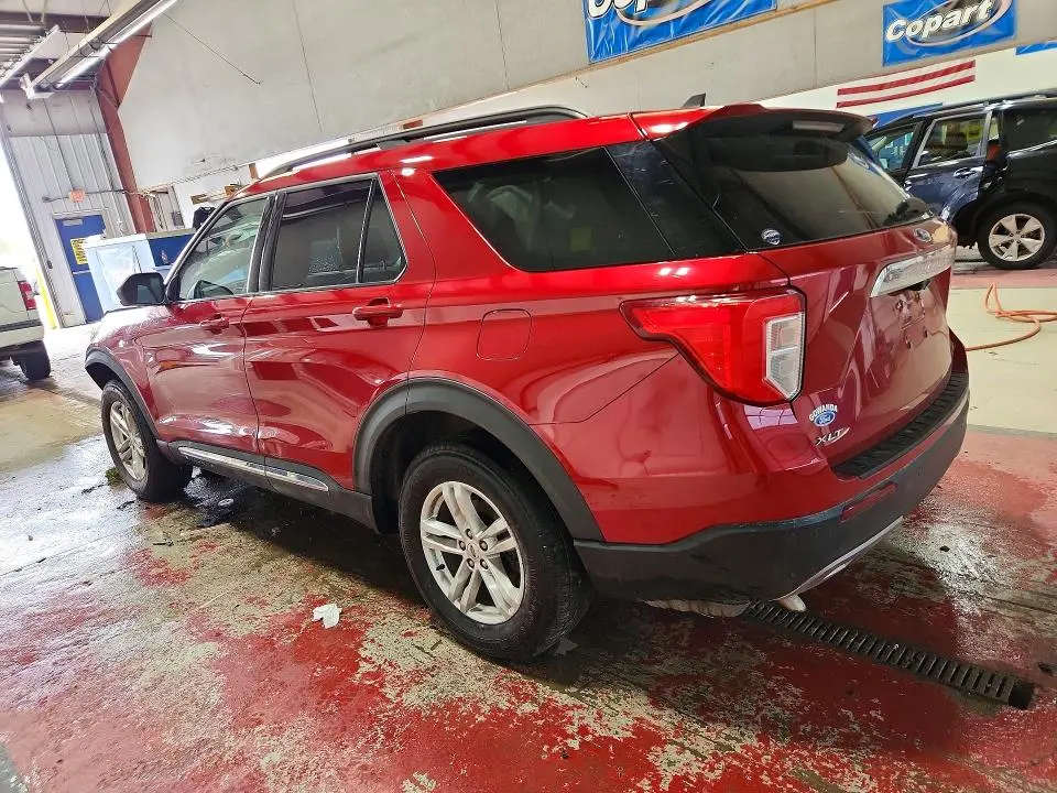 2022 FORD EXPLORER XLT  